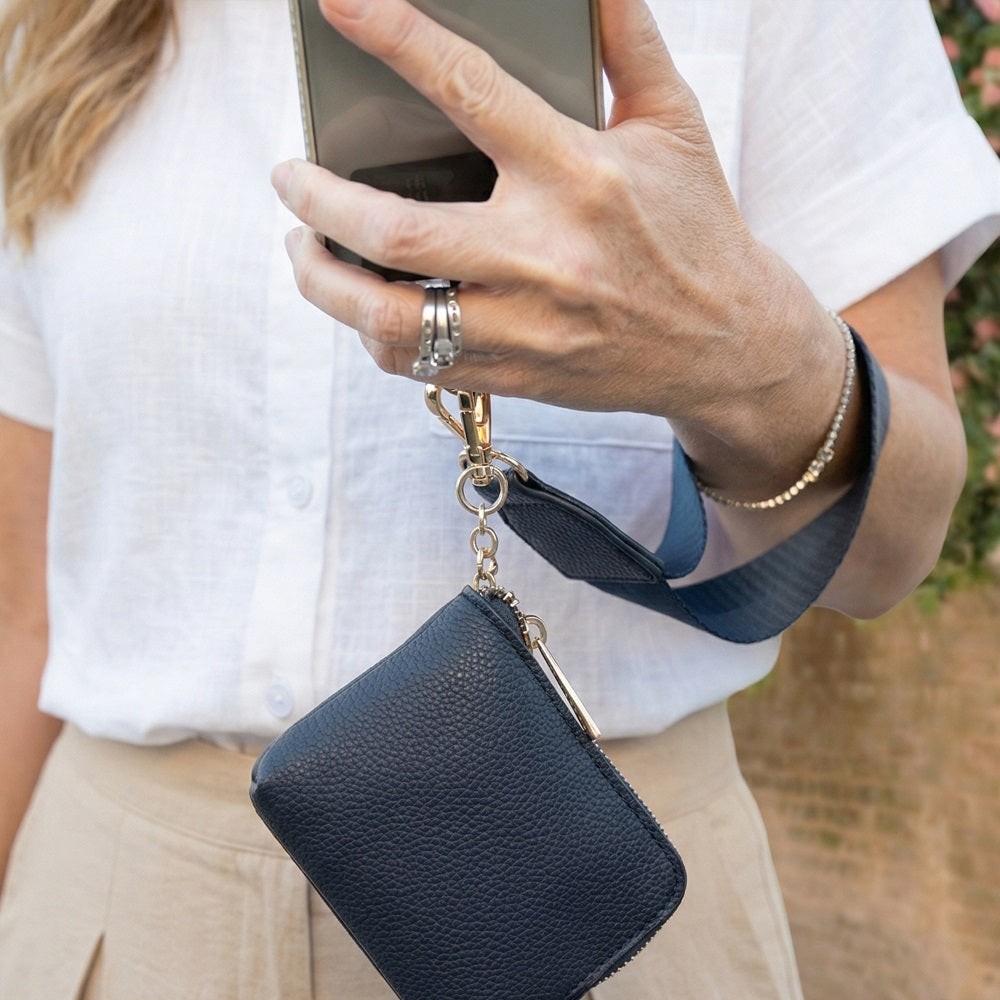 Clip & Go Strap w/RFID Pouch Solid